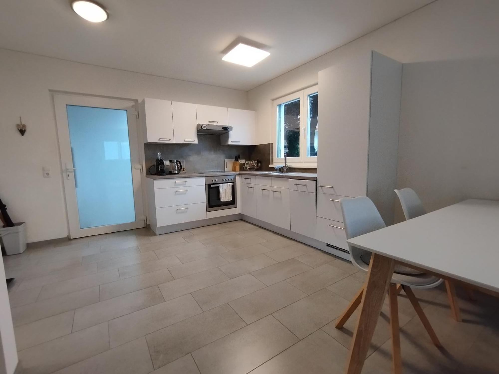 Crown Living Design Apartment - Gratis Parkplatz - Wlan - Kueche - Self Check-In Altach エクステリア 写真
